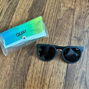 QUAY BLACK SUNGLASSES. NEVER WORN